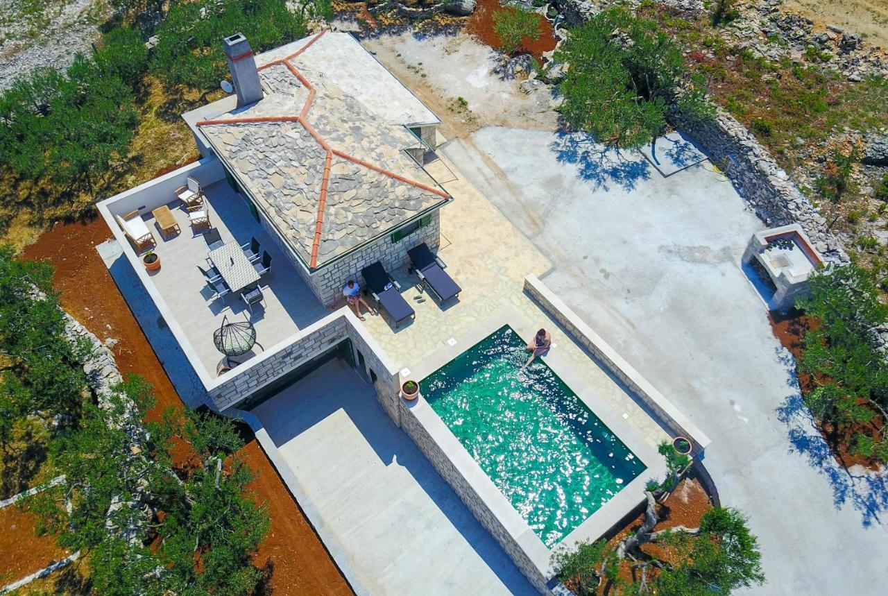 Holiday Home Bliss Splitska Ngoại thất bức ảnh