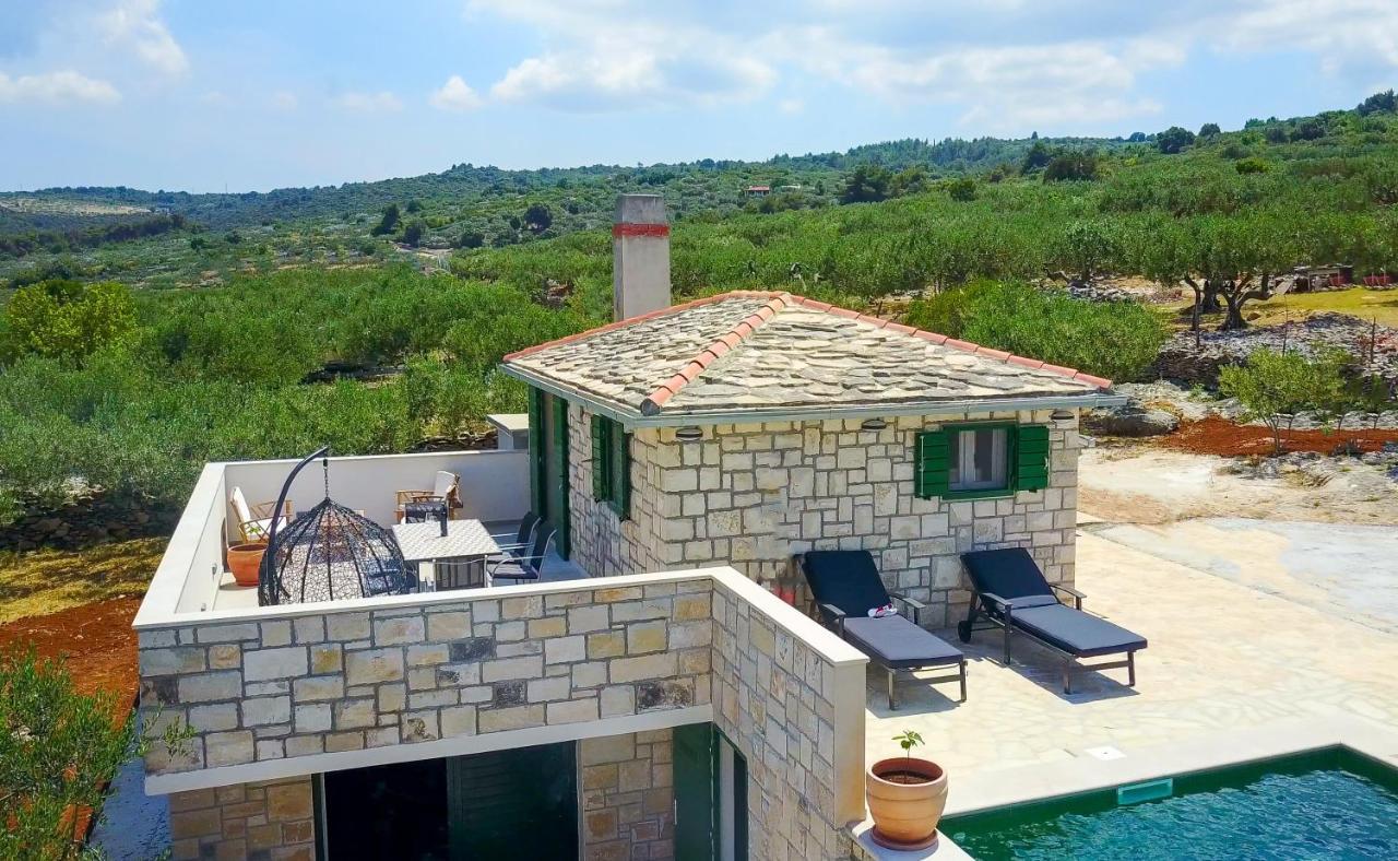 Holiday Home Bliss Splitska Ngoại thất bức ảnh