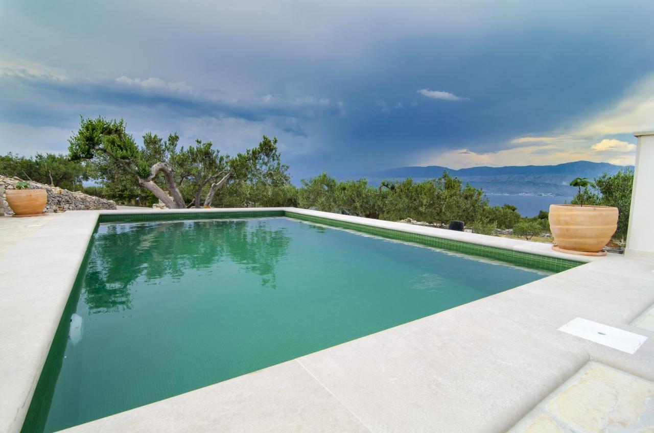 Holiday Home Bliss Splitska Ngoại thất bức ảnh