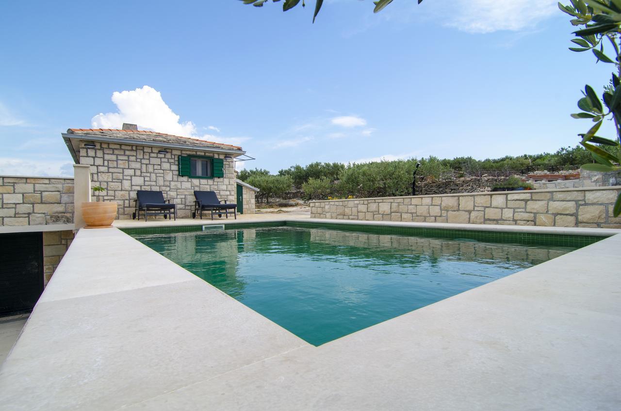 Holiday Home Bliss Splitska Ngoại thất bức ảnh