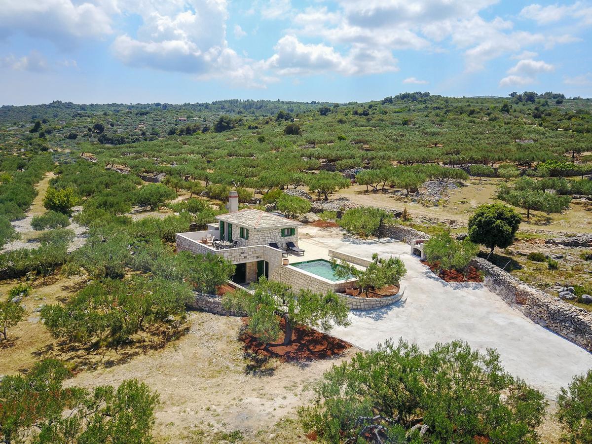 Holiday Home Bliss Splitska Ngoại thất bức ảnh