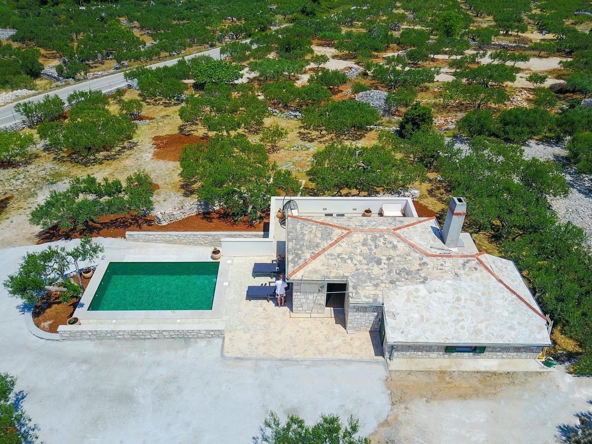 Holiday Home Bliss Splitska Ngoại thất bức ảnh